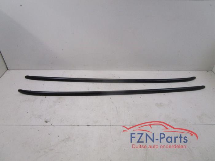 VW Passat B8 3G Variant Dakdragers Set L+R Mat Zwart