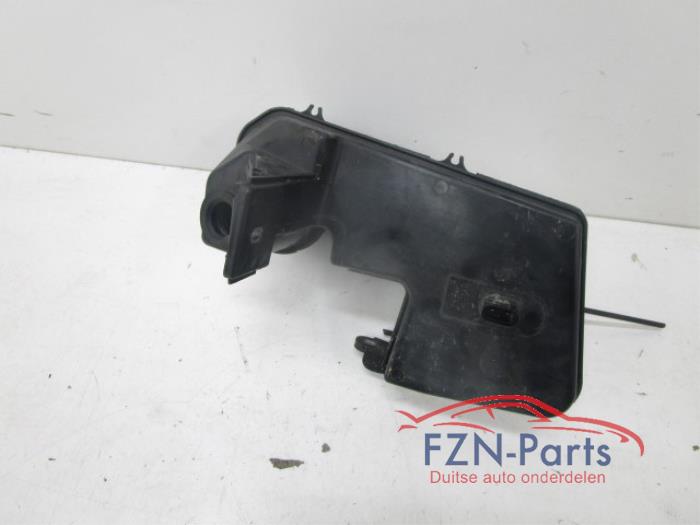 Ruitensproeiertank voor Volkswagen Transporter (22739255)