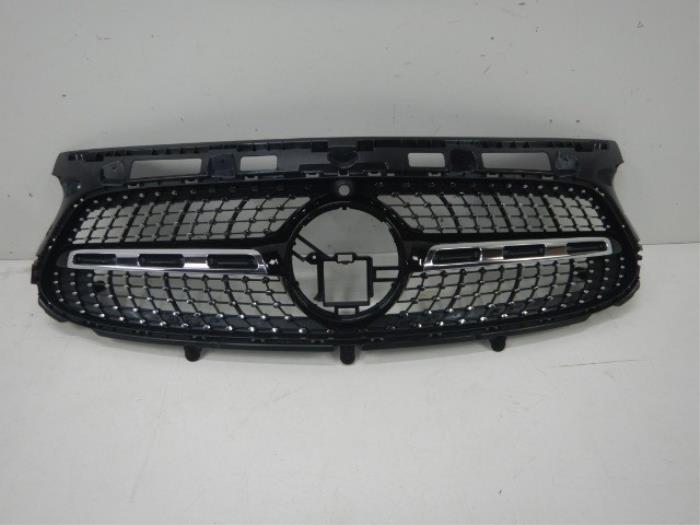 Grille Mercedes GLA (22726706)