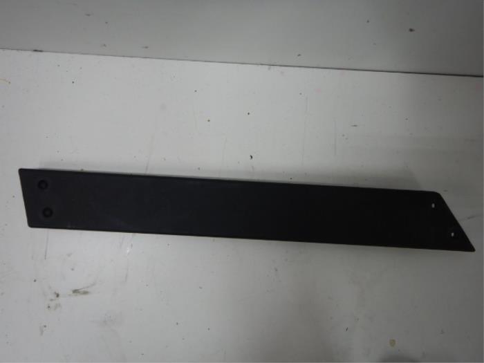 Chassisbalk voor Audi A8 (22738710)