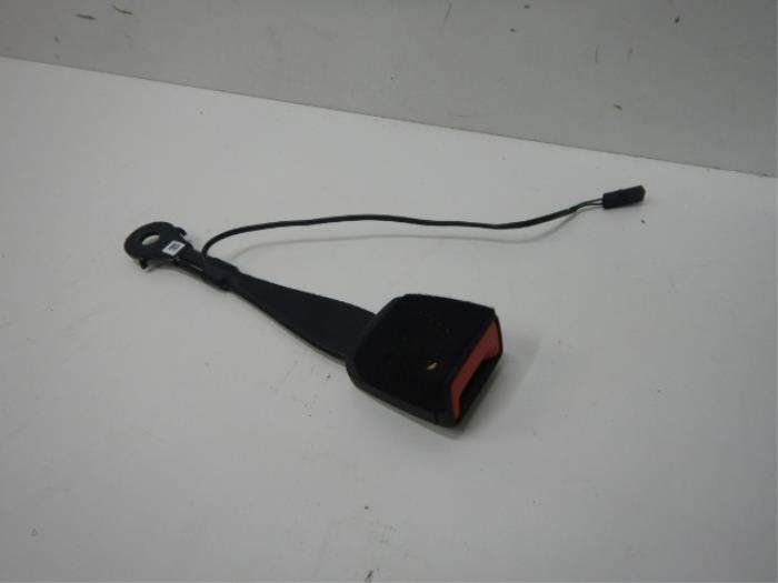 Audi A4 8W Gordelsluiting Links / Rechts Voor
