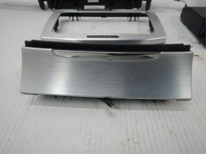 VW Passat 3C8 Inleg Dashboard Grijs Aluminium Look