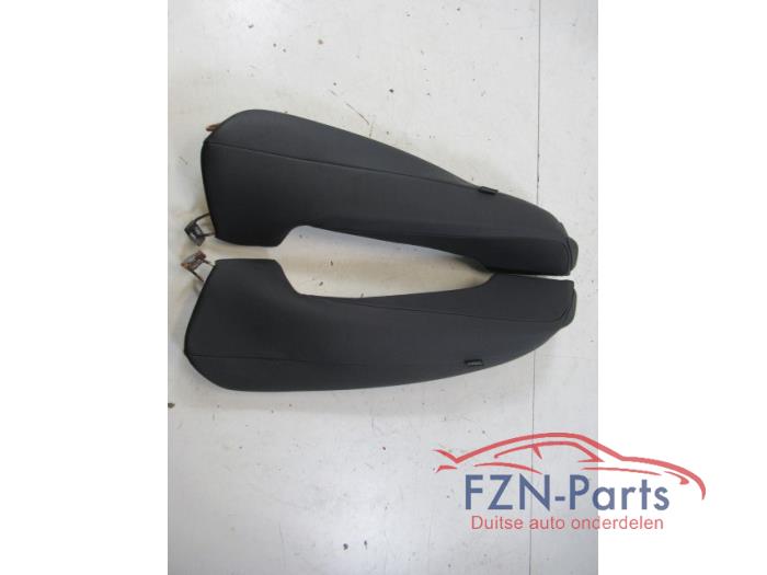 VW Golf 7 Zijdelen Achterbank Leer Links + Rechts Set ( Kussentjes )