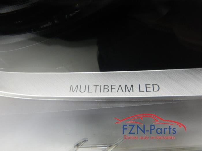 Koplampset links+rechts Mercedes GLA (22722961)