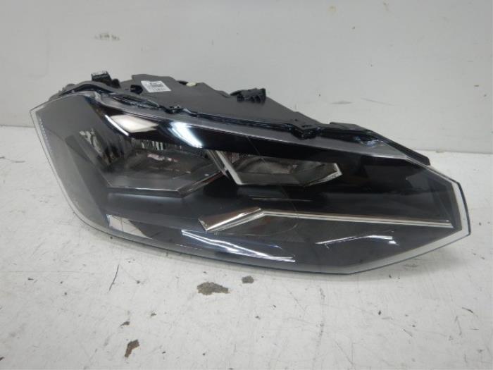 VW Polo 2G Koplamp Halogeen H7 Rechts