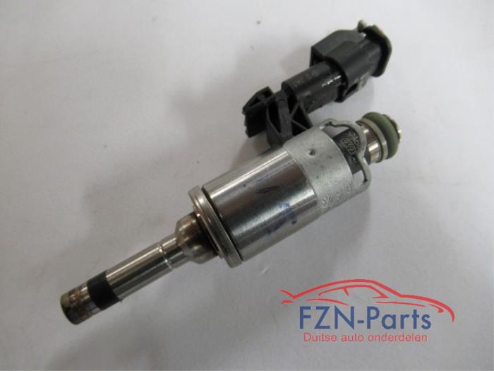 Injector (benzine injectie) Volkswagen Golf (22744097)