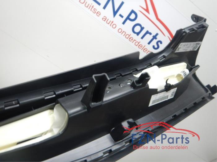 VW Passat B8 Facelift Zijdelen Achterbank Leer L + R Set