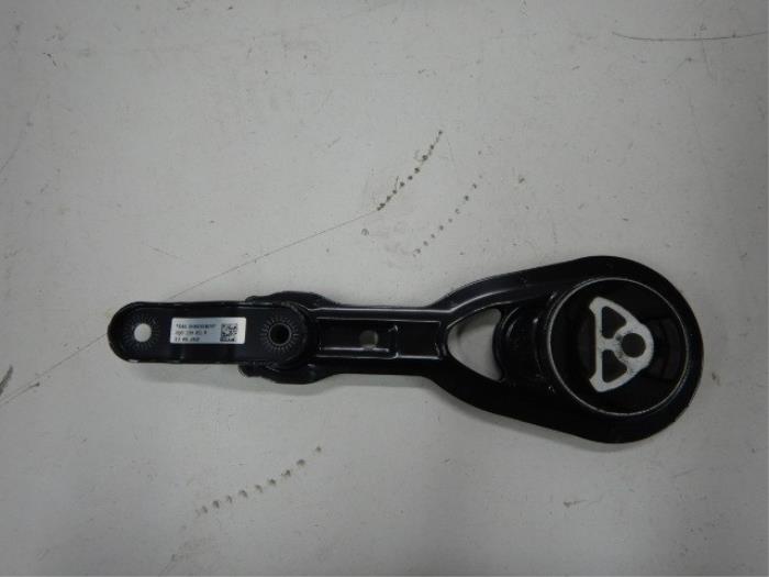 VW Polo 2G Motorsteun