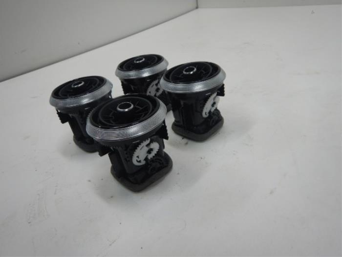 Luchtrooster Dashboard Audi A3 (22735843)