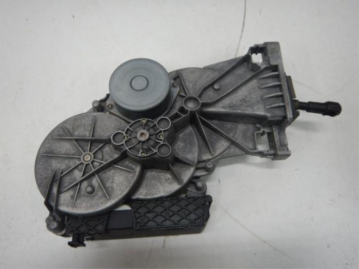 Mercedes-Benz C-Klasse W205 Sluithulpmotor