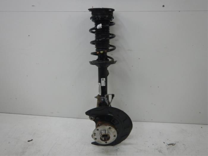 Wielophanging links-voor Volkswagen T-Roc (22729780)