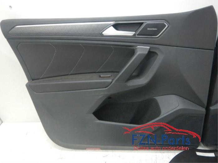 VW Tiguan 5NA Harman Kardon Speaker set