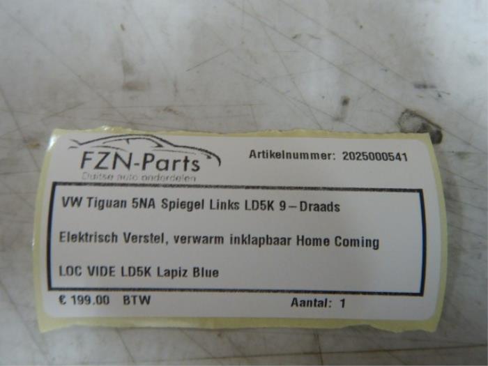 VW Tiguan 5NA Spiegel Links L LD5K Inklapbaar 9-Draads LD5K Elektrisch verstel verwarm en inklapbaarHome comingKleur: LD5K Lapiz BlueZij buiten spiegel huis links linker blauw