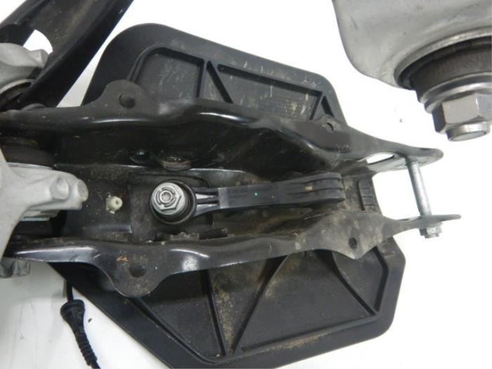 Wielophanging links-achter BMW Diversen (22729521)