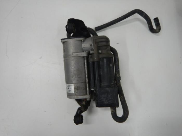 Compressor Mercedes E-Klasse (22741985)