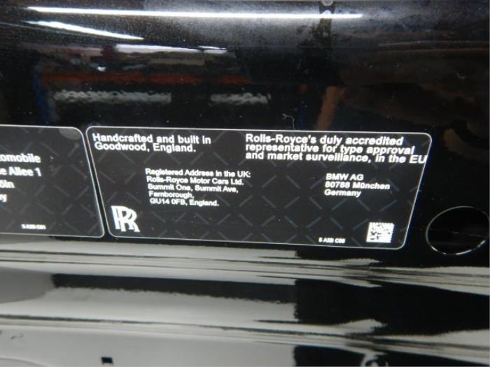 Motorkap Rolls Royce Cullinan (22723482)