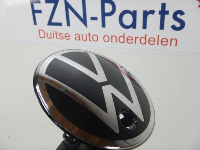 VW Passat B8 Facelift Logo Embleem Grille Camera NIEUW