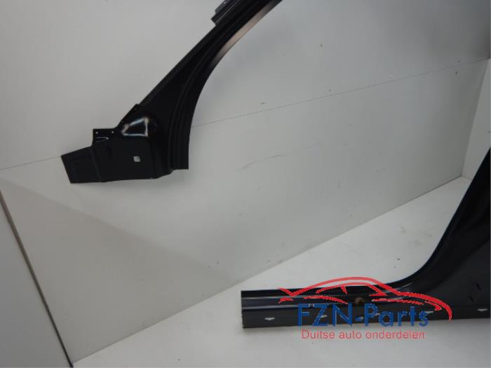 Snijdeel links-achter Rolls Royce Cullinan (22724280)