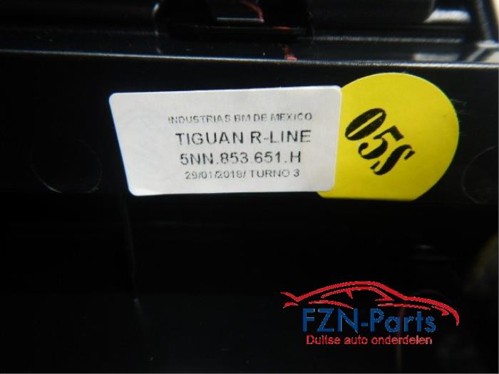 Grille Volkswagen Tiguan (22726709)