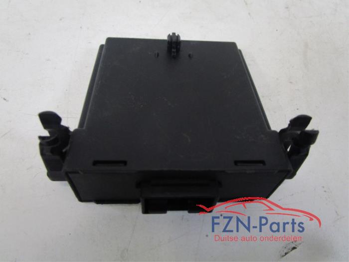 Gateway module Volkswagen Scirocco (22734221)