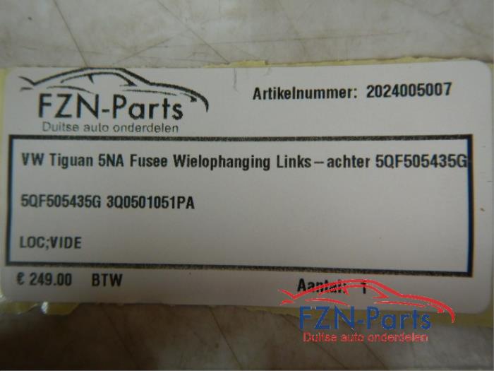 VW Tiguan 5NA Fusee Wielophanging Links-achter