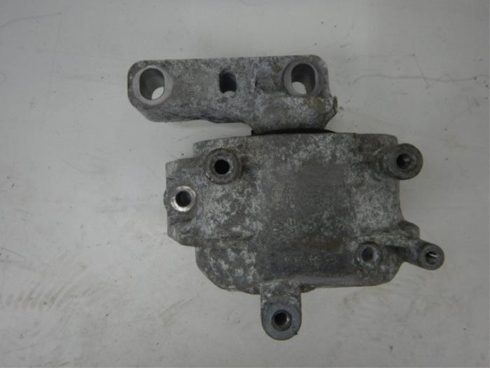 Motorsteun Volkswagen Caddy (22736604)