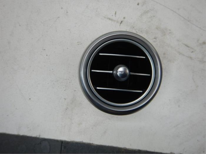 Luchtrooster Dashboard Mercedes C-Klasse (22742093)