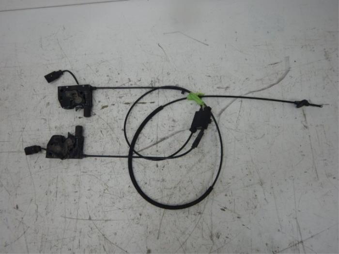 Slotmechaniek Motorkap Audi Q3 (22738236)