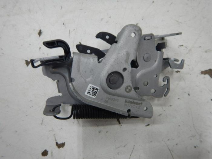 Slotmechaniek Motorkap BMW 1-Serie (22738614)