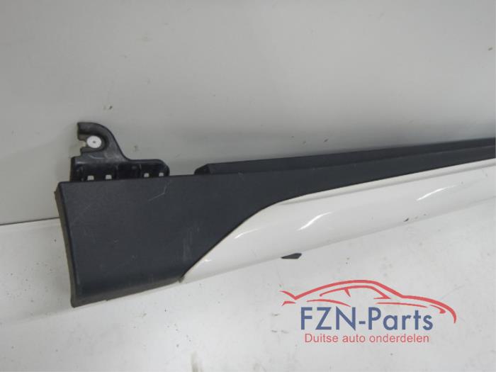 Zijskirt links BMW Diversen (22727548)
