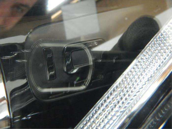 VW Golf 8 R Black Edition IQ LED Koplamp Links L