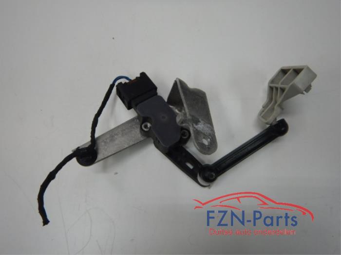 BMW X5 Niveausensor Koplamphoogteversteller 687020002 68702000283401VS1Niveausensor, Sensor, Koplamphoogteversteller, X5 xDrive 45 e Plug-in-Hybrid 133258 01-06-2019 27-11-2022
xDrive 30 d Mild-Hybrid 141151 01-08-2020 07-03-2024
xDrive 50 i 131417 01-08-2018 01-07-2019
xDrive 45 e Plug-in-Hybrid 133260 01-06-2019 01-03-2023
xDrive 25 d 137597 01-08-2019 01-03-2023
xDrive M50 i 136647 01-08-2019 01-03-2023
xDrive 40 d Mild-Hybrid 154729 01-06-2023 07-03-2024
xDrive 40 i Mild-Hybrid xDrive