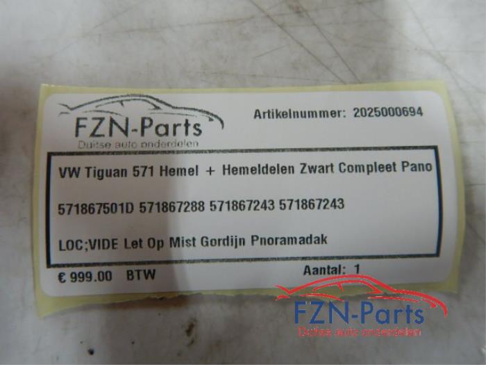 VW Tiguan 571 Hemel+Hemeldelen Zwart Compleet Pano