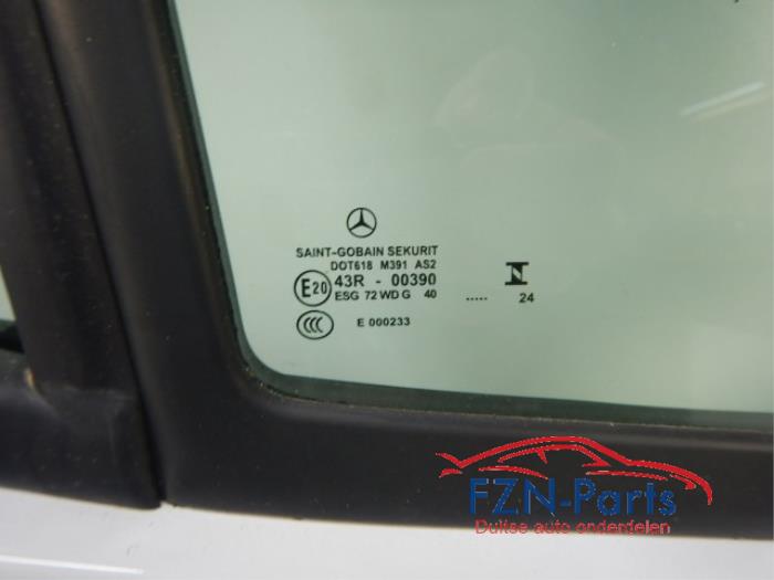 Mercedes-Benz Sprinter W907 Portier rechts-voor 9147