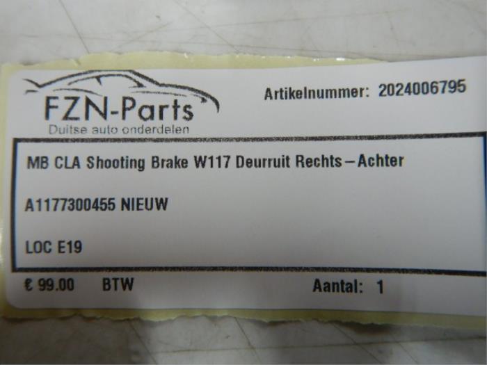 Portierruit 4Deurs rechts-achter Mercedes CLA (22744302)
