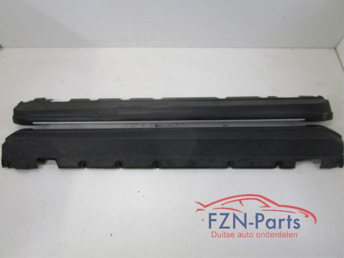 Zijskirt rechts Mercedes GLK-Klasse (22739436)