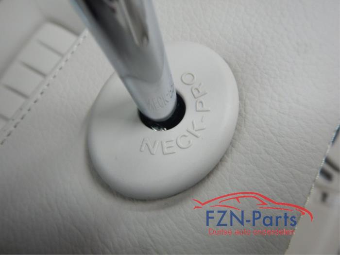 Mercedes Benz CLS W218 Interieur Leder Seidebeige Dashboard Stoelen Elektrisch Verstelbaar En verwarmd, Memory Stoelen Geen Airbags Stoelventilatie