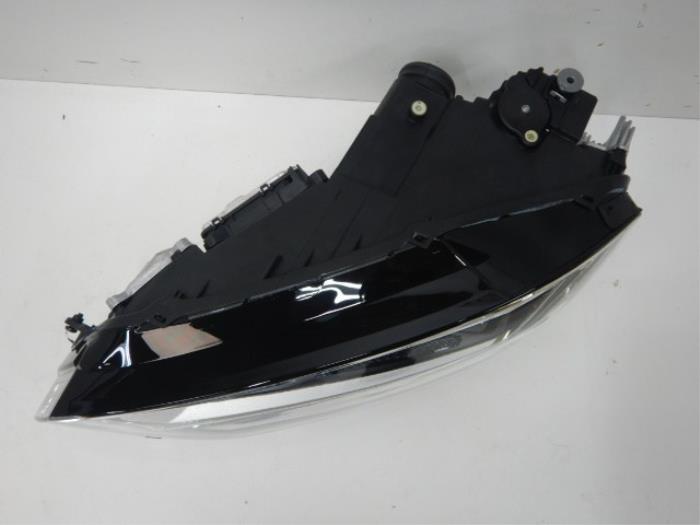 VW Golf Sportsvan Facelift VOLLED Koplamp Links