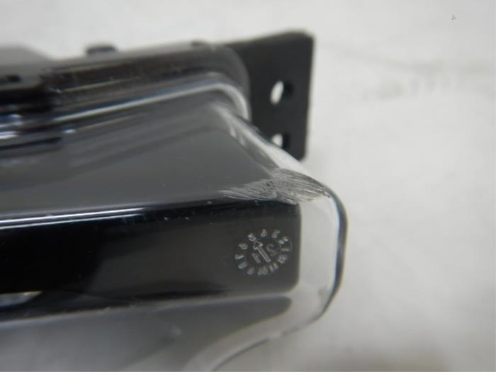 Mistlamp rechts-voor BMW Diversen (22736140)