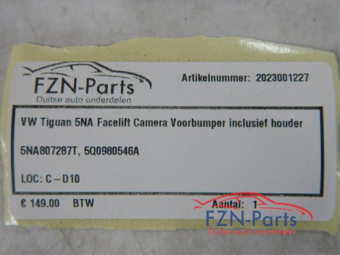 VW Tiguan 5NA Facelift Camera Voorbumper Inclusief houder