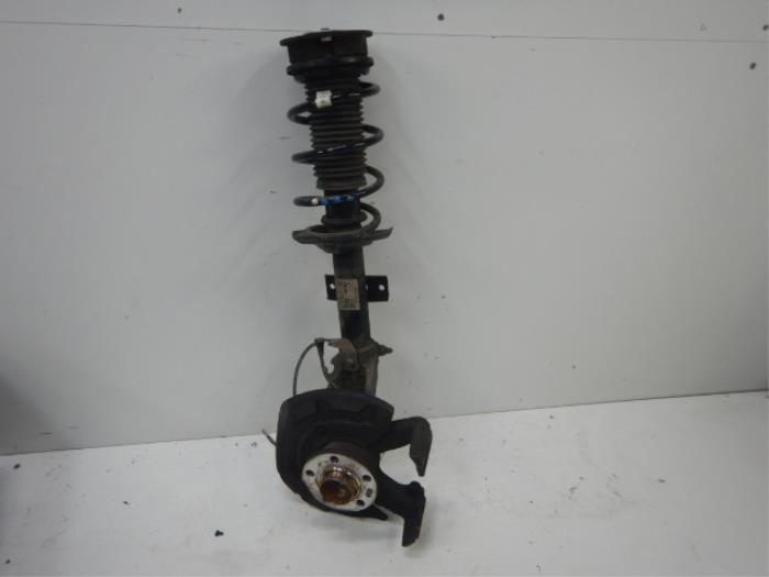 VW Polo 2G Wielophanging Fusee Veerpoot Rechts-Voor