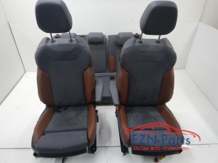 VW ID4 11A Interieur Leer-Alcantara Bruin/Grijs Elektrisch VerstelbaarMemory, MassageMist deurpanelenEigen Airbags overzettenInterieur, Achterbank, Leer-Alcantara, ID4 11A Electric