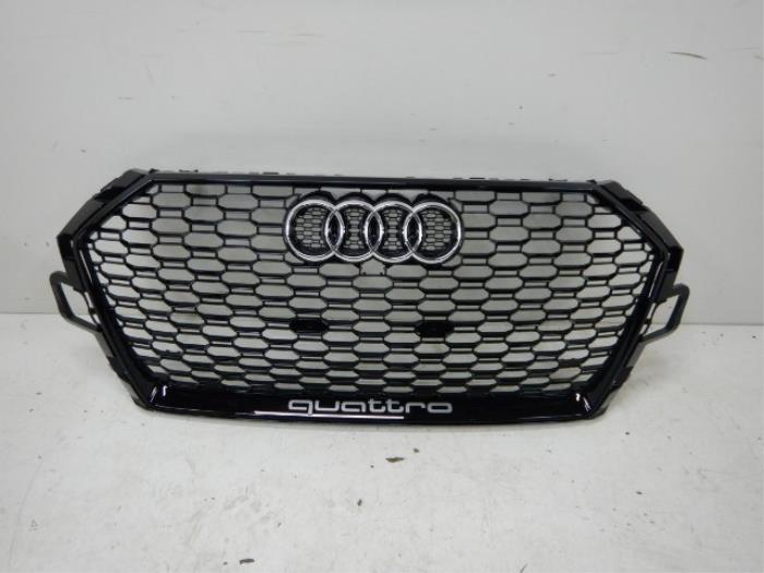 Audi RS4 8W Grille Hoogglans Zwart