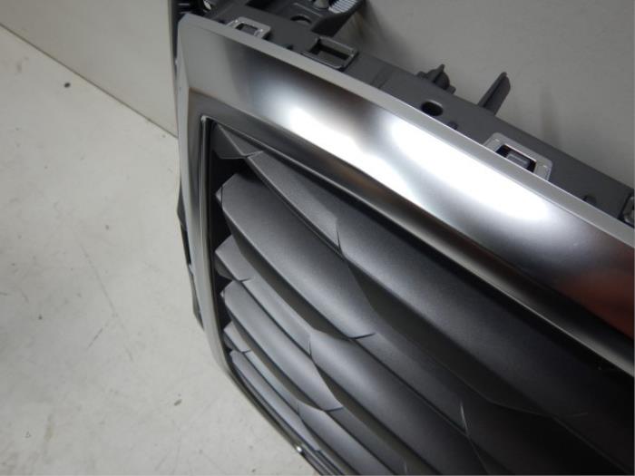 Grille Audi Q2 (22726650)
