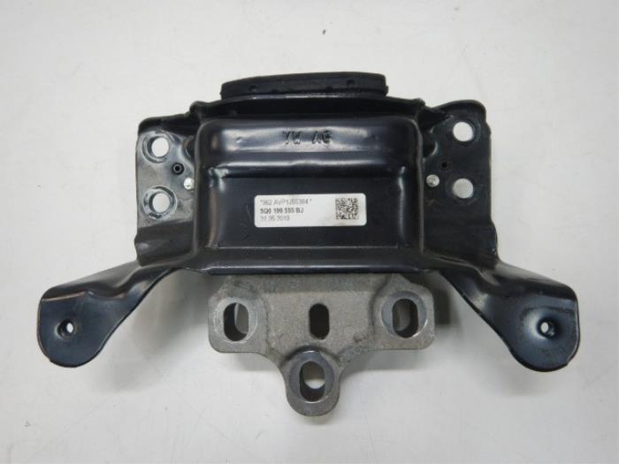 VW Golf 7 Facelift Motorsteun Bakzijde