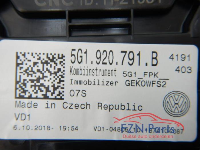 Kilometerteller KM Volkswagen Golf (22742747)