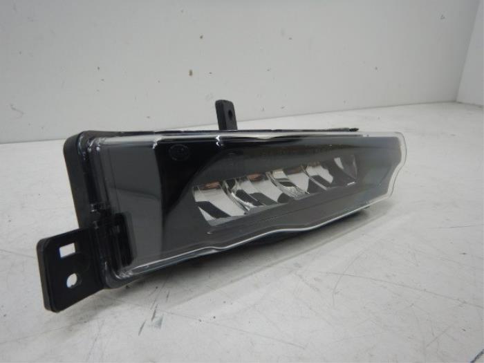Mistlamp rechts-voor BMW Diversen (22736140)