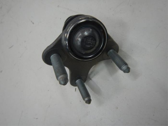 VW Golf 7 Fuseekogel Draagarm Wielophanging Links