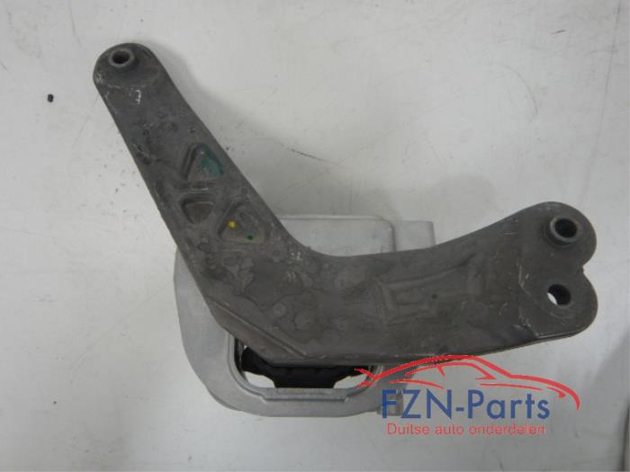 VW Golf 8 GTE Motorsteun