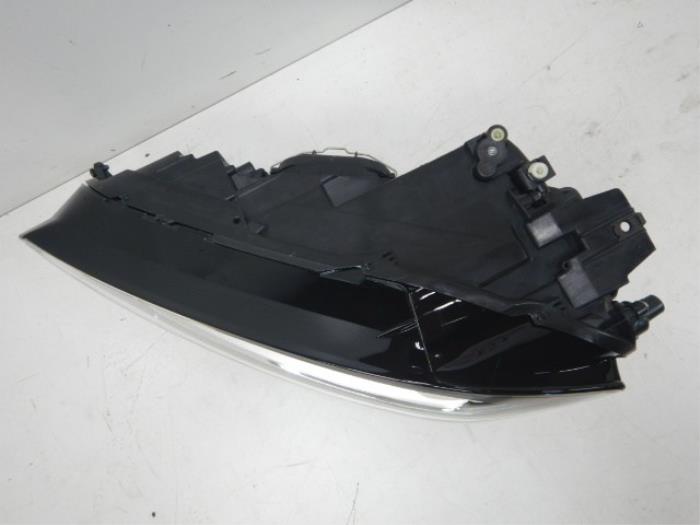VW Golf Sportsvan Koplamp Links Xenon LED
